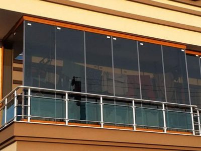 Cam Balkon